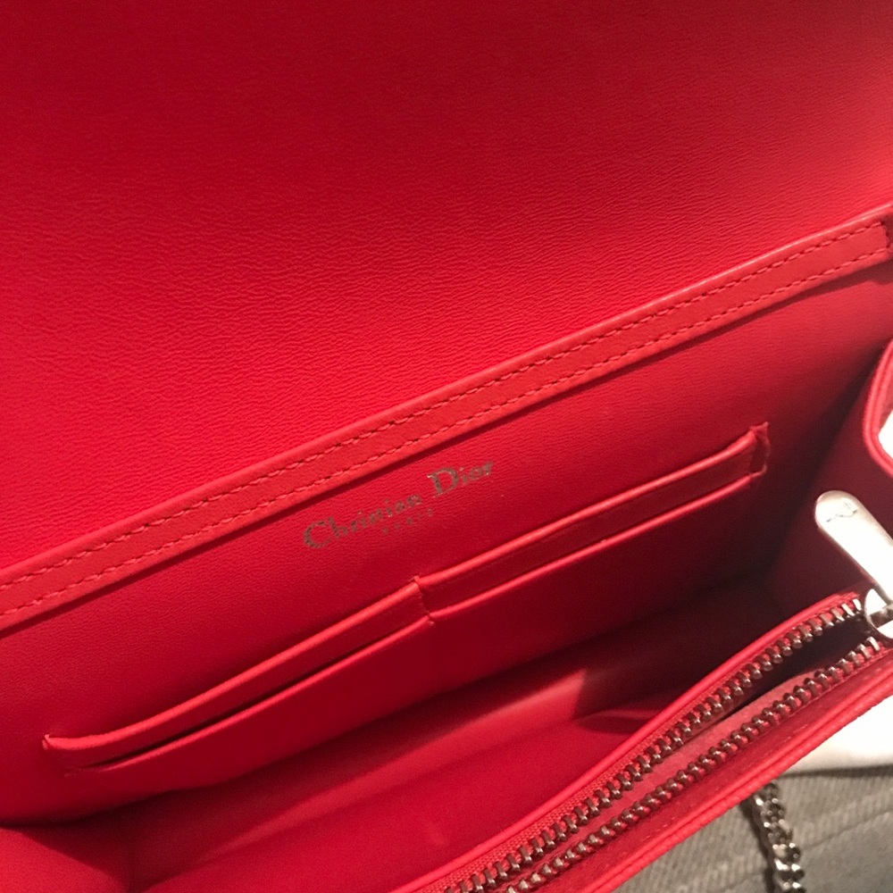 Dior Diorama Calfskin Red Clutch - like new - Picture 3 of 4